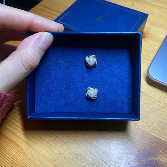 Peoples Jewellers Freshwater Pearl Earrings studs - Picture 2 of 4